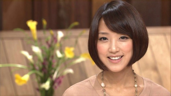 【衝撃】竹内由恵アナ、1年間の「 セ ク ロ ス 禁 止 」