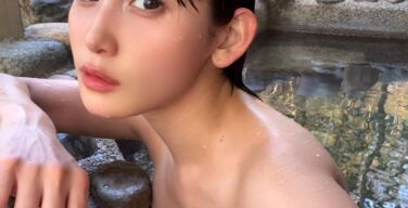 グラドルさん、全裸写真をSNSで公開してしまうｗｗｗｗ