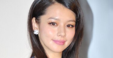ビビアン・スー（48）が熟女フルオープン写真集！？「この年で脱ぐのか？」「まだまだいける！」