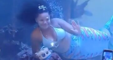 【エッッ】爆乳人魚さん、脱げてしまうｗ