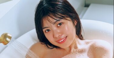 Hカップの超新星小日向ゆり、初雑誌グラビアで大迫力ボディ解禁
