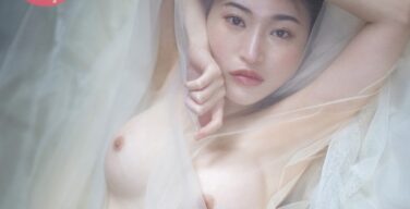 グラビア琳子、乳首丸出しヌードで豪快におっぱい晒すｗｗｗｗｗｗｗ