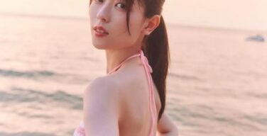 岩本蓮加、写真集で水着おっぱいがエロ解禁！乃木坂46メンバー、水着解禁ｗｗｗ