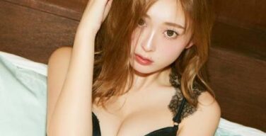 ゆうちゃみ、下着おっぱいの谷間！セクシーな悩殺ボディがたまらんｗｗｗｗｗｗｗ