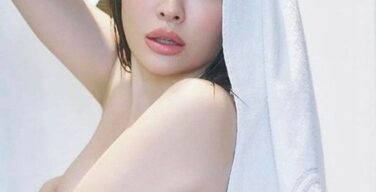小嶋陽菜さん(36)、最新写真集がほぼエロ本！