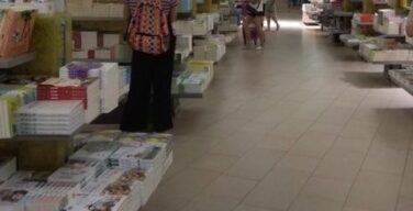 【画像】中国の本屋、凄すぎるｗｗｗｗｗｗｗｗｗｗ