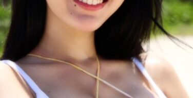 美人アナ、グラドル顔負けのデカパイを披露ｗｗｗ