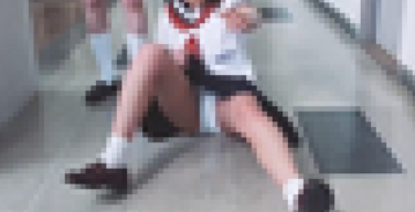 日本の女子高生のエロ動画、海外で1日で2000万再生されてしまうｗｗｗｗｗｗ