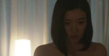 永野芽郁、濡れ場セミヌードおっぱいがエロい！お胸、最高だわｗｗ