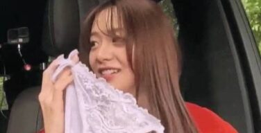 森香澄アナ、ガチで紐パンティを披露！エロくてたまらんｗｗｗｗｗ【GIF動画】