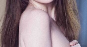 【画像】小嶋陽菜、乳●解禁www