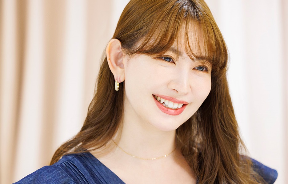 こじはるさん(36)がお前ら好みの美女になって来てる件!!