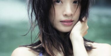 【朗報】上戸彩さん(39)、3児のママが15年ぶり写真集発売ｗｗｗｗｗ