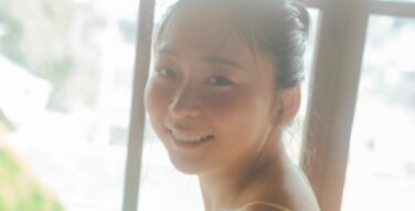 【朗報】アンゴラ村長、また豊満なおっぱいを披露