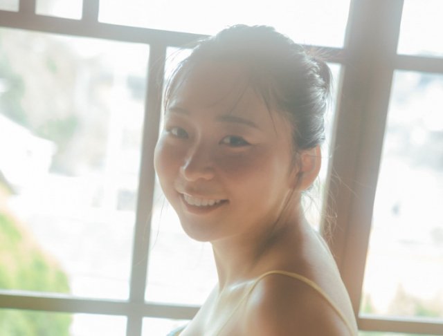 【朗報】アンゴラ村長、また豊満なおっぱいを披露