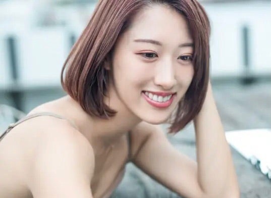 【悲報】人気セクシー女優さん、2025年末で引退なのに全財産を失ってしまう