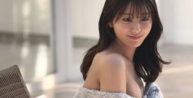 女子アナがむっちりおっぱい丸出し水着サウナ体験ｗｗｗ エロGIF動画あり