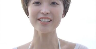 元フジ渡邊渚アナ、白ビキニで巨乳を揺らし過ぎｗｗｗｗｗ（エロGIF動画）