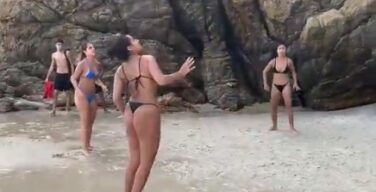 【動画】ブラジルのおっぱい姉ちゃん達のリフティング、レベチｗｗｗｗｗｗｗｗｗｗｗｗ