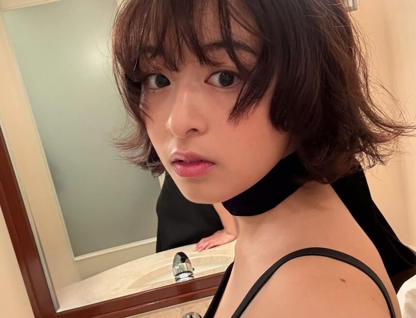 【画像】森七菜ちゃん、おっぱいの大きさを自ら開示する