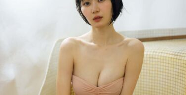 いけちゃん、水着や下着おっぱいがエロい！ぼっち系女子大生YouTuber、この巨乳を箕輪厚介氏に揉まれていたとは・・・（GIF動画）