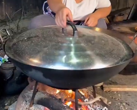 【動画】まんさんの親子丼、ガチで美味そうw
