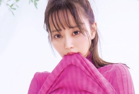 井口裕香(37)のニット乳、もはやニットの役割を果たしてないと話題