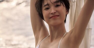 渡邊渚、裸の男に囲まれて満面の笑み…男性恐怖症のはずなのにどうして…(GIF動画)