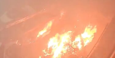 【動画】まんさん、半ケツで火災を起こしてしまう