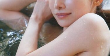後藤真希、最新デカ乳が透け透け！横乳の膨らみがタマランｗｗｗ（エロGIF動画）
