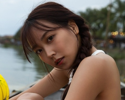 【朗報】元NMB48・白間美瑠、最新写真集で遂にすっぽんぽんになる！！（エロGIF動画）