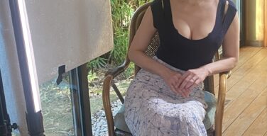 一押しの熟女セクシー女優さん見て