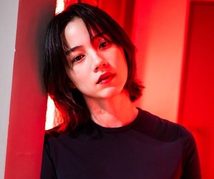 【悲報】能年玲奈さん、あまりにもエロくなってしまう