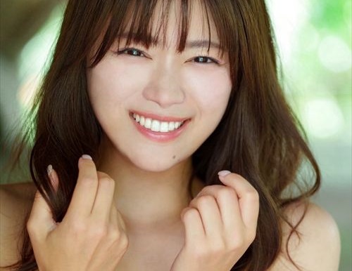 元AKB48・山内鈴蘭、ヌード写真集がエロい！解禁された全裸カットがこちら！！（エロGIF動画）