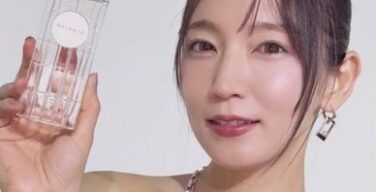 【朗報】吉岡里帆さん(32)ドレスにのねじ込んだおっぱい