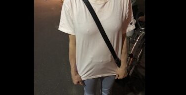 【個人撮影】言われた通りノーブラで来ました…セ●クスしたすぎて言いなりになる若妻さんと