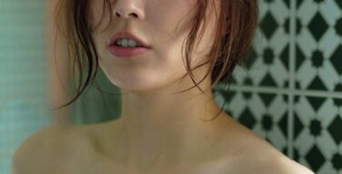 松井珠理奈、エロ写真集のセミヌードおっぱい！下着姿で痴女化が止まらない・・ （エロ動画あり）