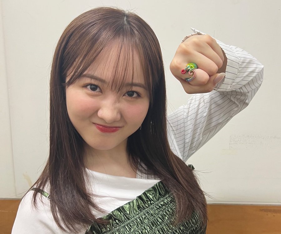 本田望結←乳しか言われないけど顔も最高峰の可愛さだよな