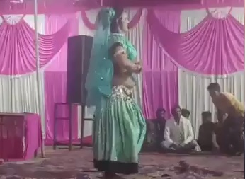 【動画】まんさん、ダンス中にぶち殺されてしまう