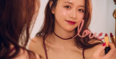 森香澄さん、ドスケべ下着姿を投稿ｗｗファン大興奮する事態に！！