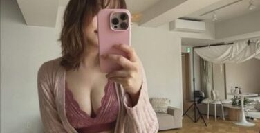 【朗報】鈴木奈々さん(37)「今のおっぱいが一番自信がある、彼氏つくるぞー」