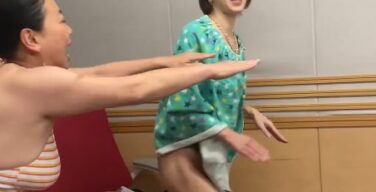 【動画】いとうあさこのビキニ姿※ビキニ美熟女のおまけ付き