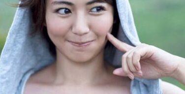 【画像】磯山さやかさんのタレ乳wwwwwwwwwwwwwwwwwwwwwwwwwww