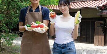 【流出映像】田舎に移住した若い夫婦に密着取材中、番組スタッフが奥さんとセ●クスした衝撃動画