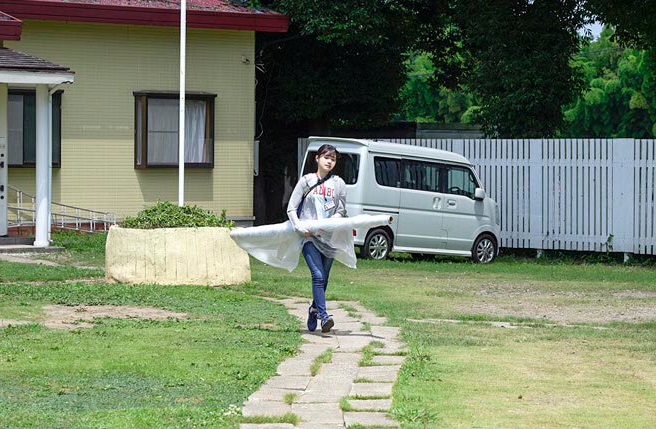 【画像】SODの女子社員さん、研修中にさりげなくエッチw