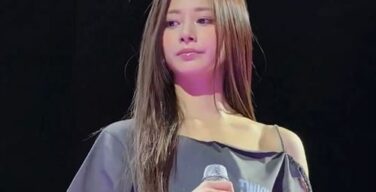 TWICEツウィ、エロ過ぎるパンティ丸見えハプニングｗｗｗｗｗｗ