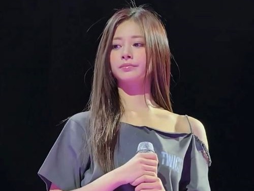 TWICEツウィ、エロ過ぎるパンティ丸見えハプニングｗｗｗｗｗｗ