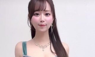 【画像】井口裕香、どちゃシコドレスでダンまちイベントに参加wwwwwwwwwwww