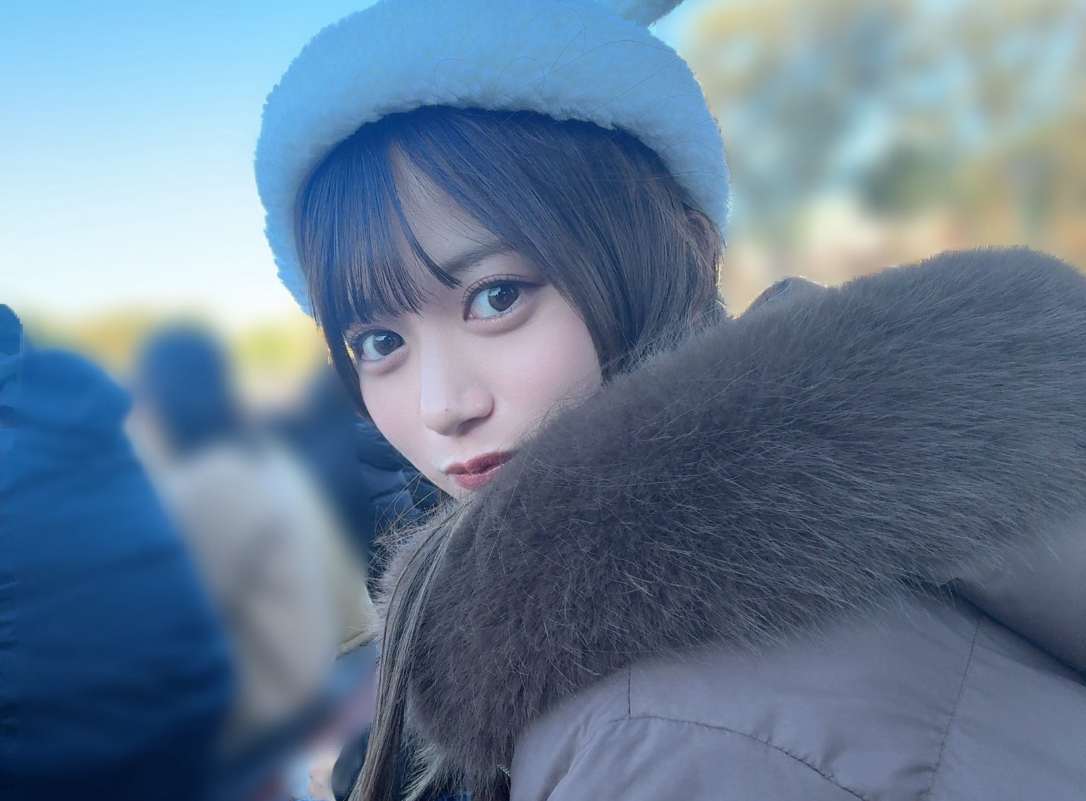 【悲報】美少女「学生時代の同級生とディズニー楽しむぞー」外野「あ、あの人AV女優やん」