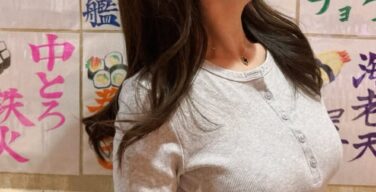 【画像】シンママさんお●ぱいが巨乳すぎると日本中で話題になる。ｗ